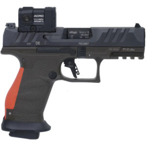 Pištoľ Walther PDP Hunter Pro Compact 4" s priamo montovaným Acro červeným bodom, oceľovými mieridlami a Dynamic Performance spúšťou, umiestnená na bielom pozadí, dostupná na lov-arms.sk.